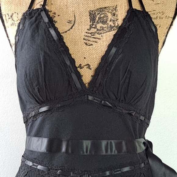 Lyndia Procanik Black Lace Dress Size 4 NWT - Picture 7 of 7